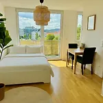 Appartamento Modern Stylish With Balcony Near Scs