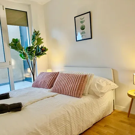 Modern Stylish With Balcony Near Scs