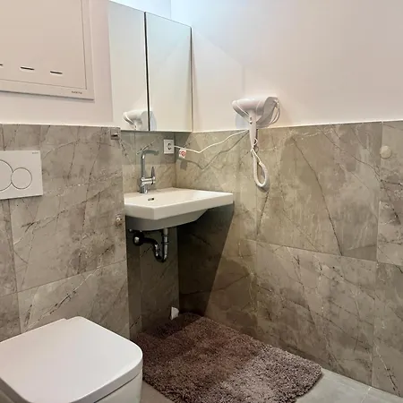 Modern Stylish With Balcony Near Scs *