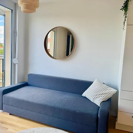 Apartman Modern Stylish With Balcony Near Scs
