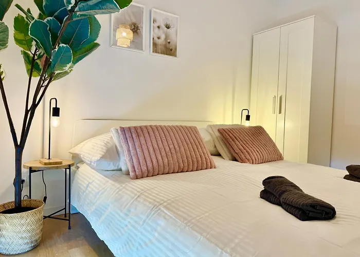 Modern Stylish With Balcony Near Scs Appartement *