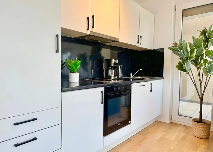 Appartement Modern Stylish With Balcony Near Scs