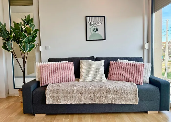 Modern Stylish With Balcony Near Scs Wiener Neudorf