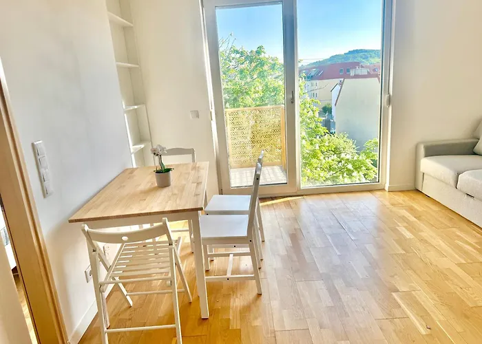 Apartman Modern Stylish With Balcony Near Scs Wiener Neudorf