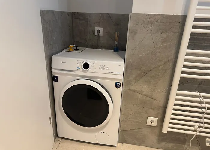 Modern Stylish With Balcony Near Scs *